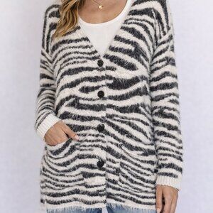 Kayla's Armoire Zebra Print Button up Cardigan with Pockets Sz M